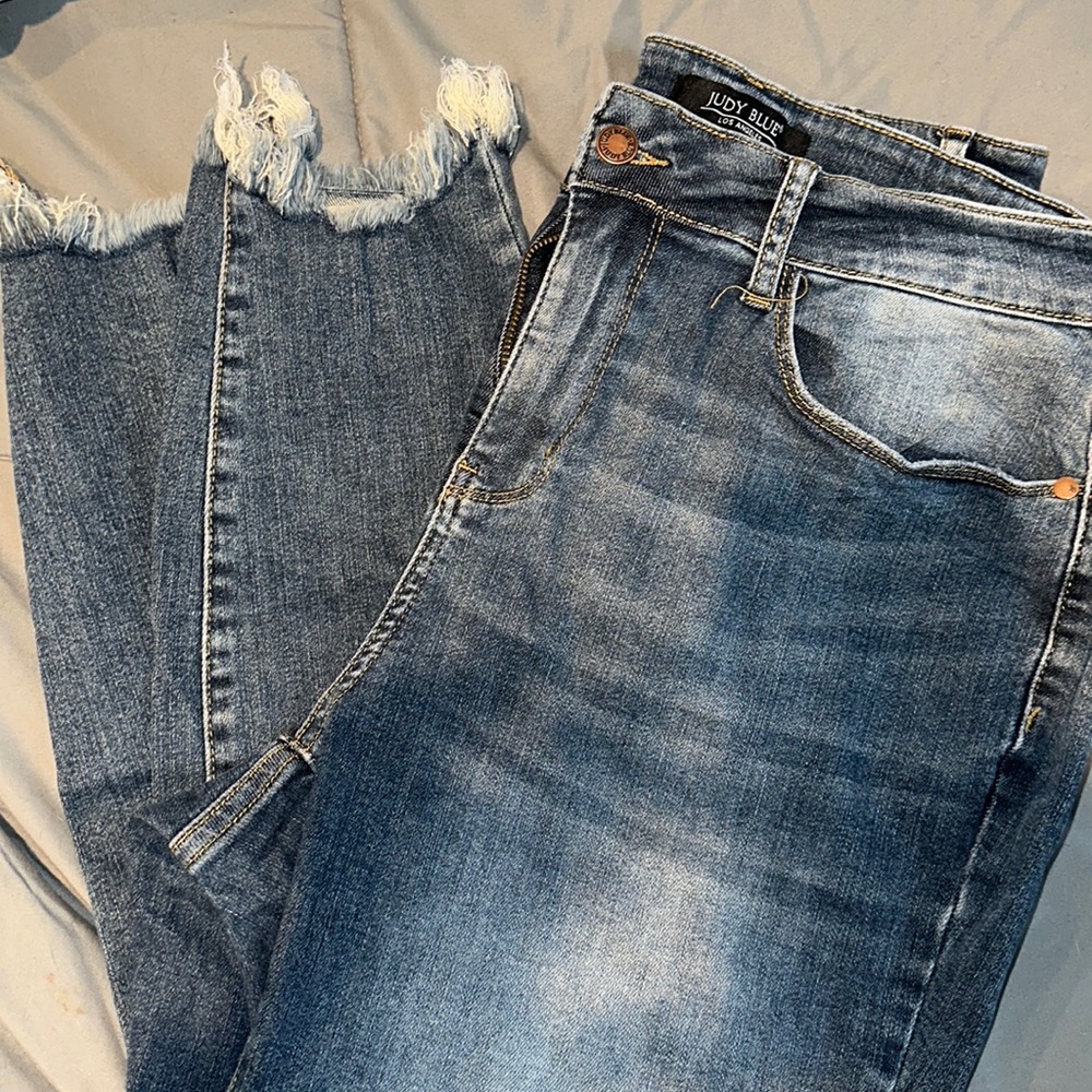 Judy Blue jeans with Shark-bite hem!
